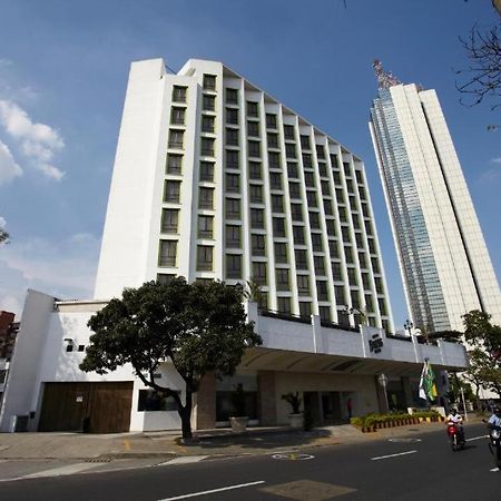 Club De Bienestar Ilar Bulevar Del Rio カリ エクステリア 写真